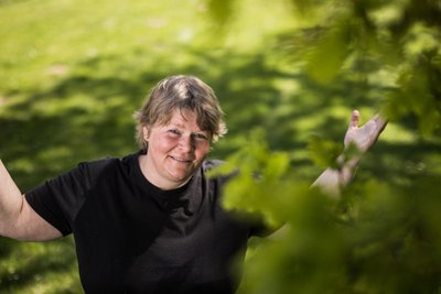 „Mind seal ülal vist ikka keegi armastab,” ütleb kogukonna hinge nominent Margit Õkva Peri külast.