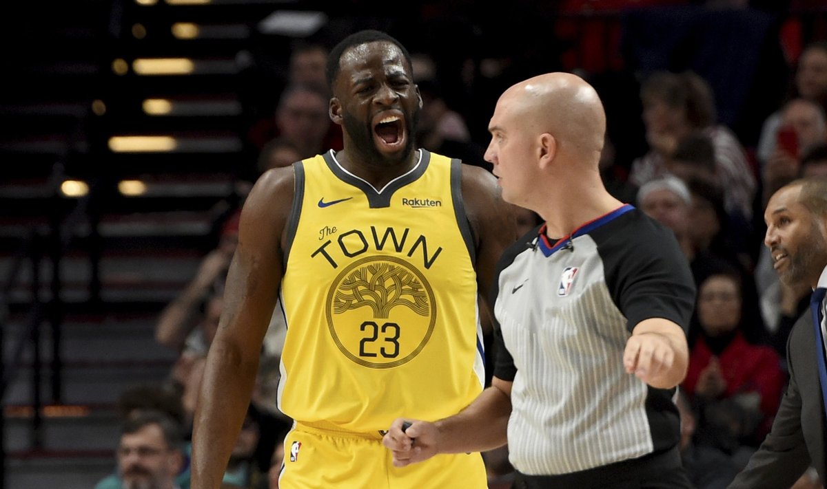 Draymond Green kohtunikuga pahandamas