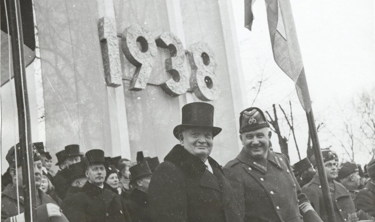 Päts ja Laidoner 1938. aastal Eesti Vabariigi aastapäeva paraadil