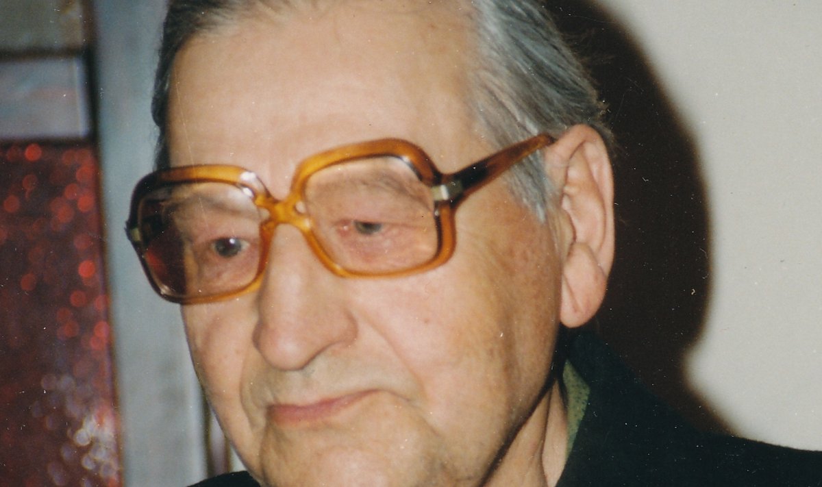 Alfred Käärmann (1922–2010) teadis isiklikust kogemusest, et väikerahvana peame igal ajal säilitama tahte ja oskuse ennast kaitsta.