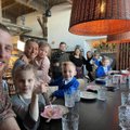 Многодетные семьи ищут кафе и рестораны в Эстонии, где рады детям