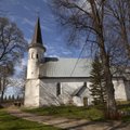 FOTOGALERII | Lüganuse kirikust avastati salapärased hauakambrid