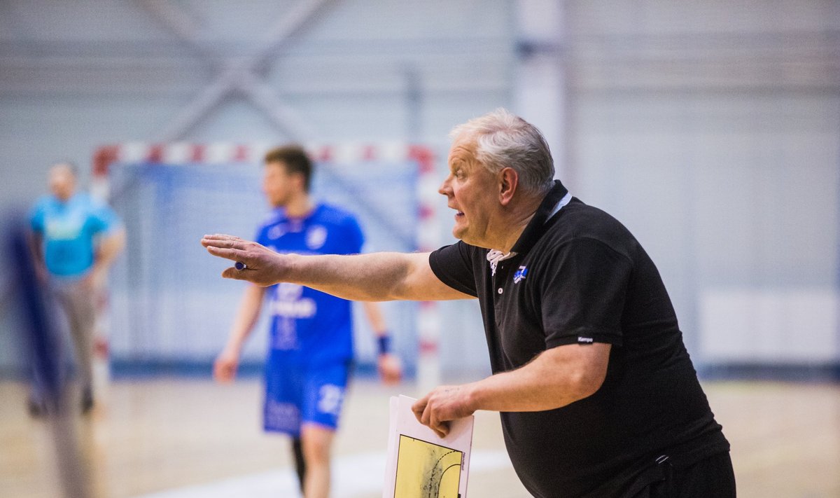 Kalmer Musting juhendamas Põlva meeskonda