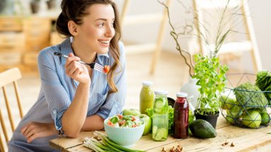 Toitumisterapeut Külli Holsting selgitab detailselt lahti: mis muutub sinu kehas, kui hakkad rohkem taimetoitu sööma?