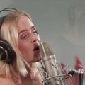 KUULA: Seriaalis "Nukumaja" mässumeelset kaunitari kehastav Merit Männiste avaldas singli