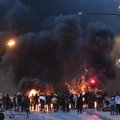 FOTOD ja VIDEOD | Malmö linna tänavatel hakati pärast koraani põletamist mässama: politseinikke visati kivide ja põlevate esemetega