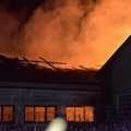 ФОТО | В Вильяндимаа открытым пламенем горел сеновал
