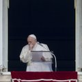 Paavst Franciscus peab koroonaohu tõttu iganädalase palve video teel