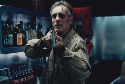 "PEREBISNES" (2003): Vana mehe rollis Andrus Tuisu lavastatud lühifilmis.