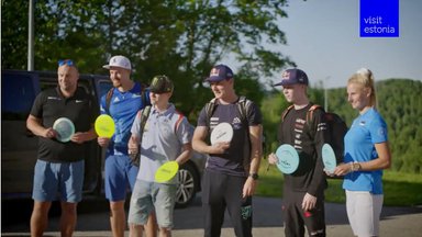 VIDEO | Eesti tipud Albert Tamm ja Keiti Tätte õpetasid Tehvandi hüppemäel ralliässadele disc golfi