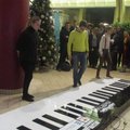 VIDEO: Tallinna koolide õpilased võtsid omavahel mõõtu! Mängiti Eesti ainukest hiidklaverit