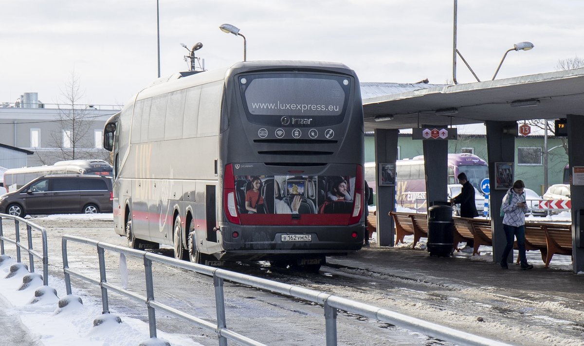Lux Express St Peterburgist tulnud buss 27.02.2020