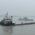 ФОТО: На Янцзы затонул теплоход с почти полутысячей людей на борту