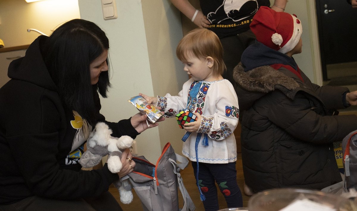 Ukraina sõjapõgenikke aidati ka jõuluajal.