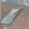 FOTOD | Riias on raju lahti kiskunud toomkiriku katuse, lennuväli on praktiliselt suletud