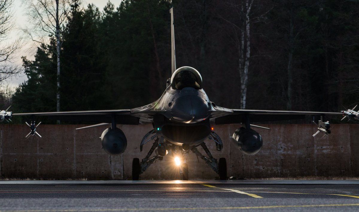 Praegu Ämaris baseeruv Belgia hävituslennuk F-16