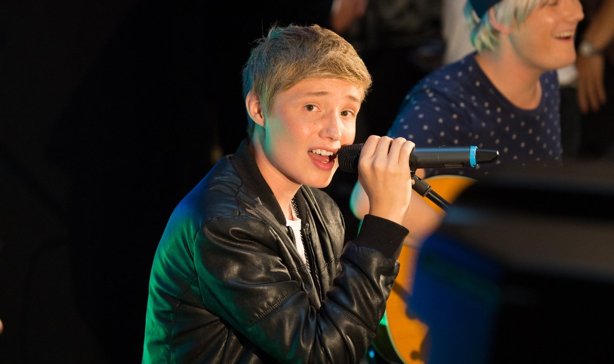Isac Elliot