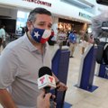 Texase senaator Ted Cruz sai avalikkuse käest karmi peapesu keset kriisi Mehhiko kuurorti lendamise eest