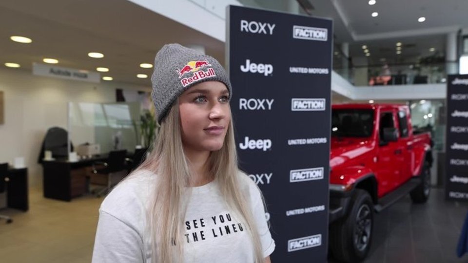 DELFI VIDEO | Kelly Sildaru: ei oska öelda, kuidas paranev käsi hüpetele  reageerib - Delfi Sport