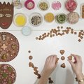VIDEO | Vaata, kuidas koos pere pisematega piparkookidest mosaiiki laduda!