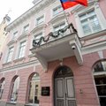 Европа выслала более 200 российских дипломатов за 48 часов