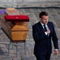 Macron lubas mõrvatud õpetaja mälestusteenistusel, et Prantsusmaa ei loobu karikatuuridest