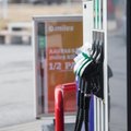 В Риге вторую неделю подряд дешевеет бензин. А что с ценами в Таллинне?