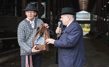 “Kui poliitilisel tasandil peaks leitama uute maaelu elavdavate meetmete jaoks eelarves raha, siis MESi taha asi seisma ei jää,” teatab Nopri talu peremees ja MESi nõukogu liige Tiit Niilo.
