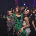 ГАЛЕРЕЯ | За прекрасных дам! В клубе Paparazzi прошла горячая вечеринка „Эти дни!“