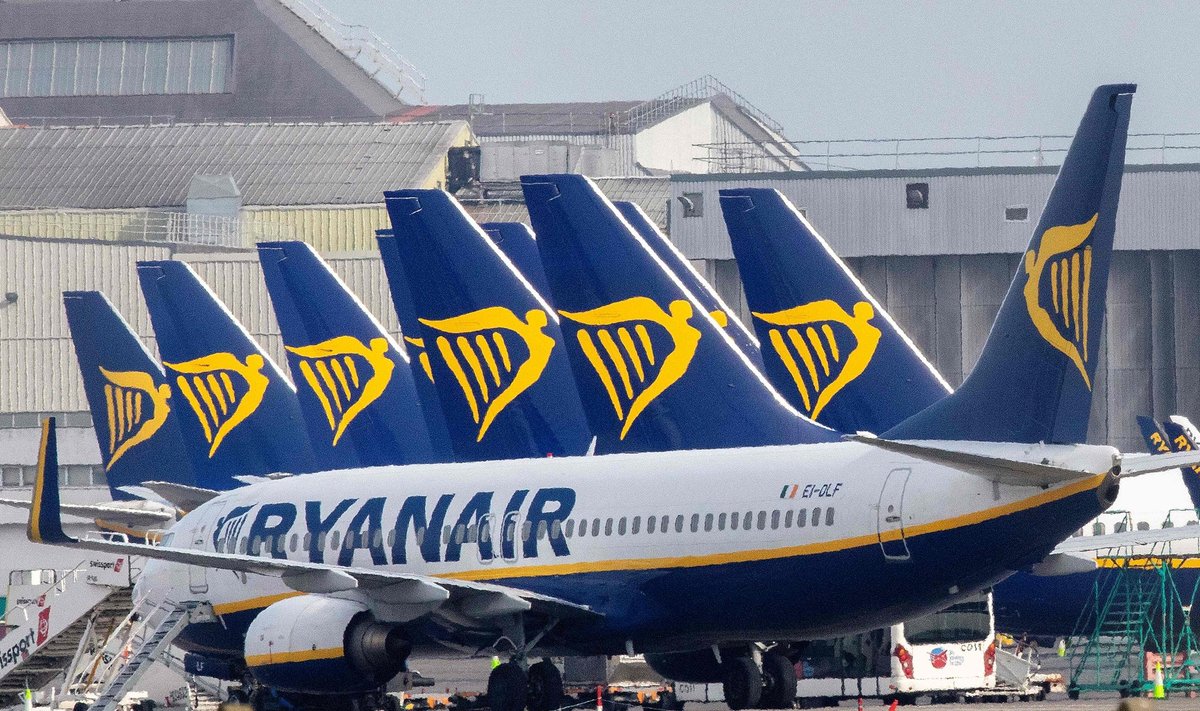 OOTEL: Ryanairi lennukid seisavad Dublini lennujaamas. Firma loodab 1. juulist oma lennuvõrgu 40% ulatuses taaskäivitada.