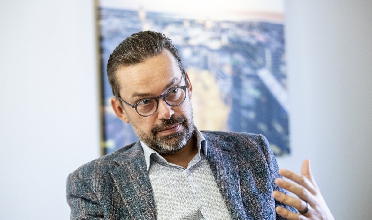KONSERVATIIVNE. Tallinna kinnisvaraturg on šokis: Viljar Arakas ütleb, et inimesed arvavad, et kui kohe ei osta, siis jäävad nad üldse ilma.