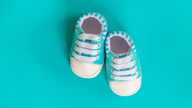 В Британии изобрели детскую обувь, которая “растет” вместе с ребенком