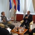 FOTO: Ilves kohtus Sloveenias ka äsja korruptsioonikuriteos süüdi mõistetud endise peaministriga