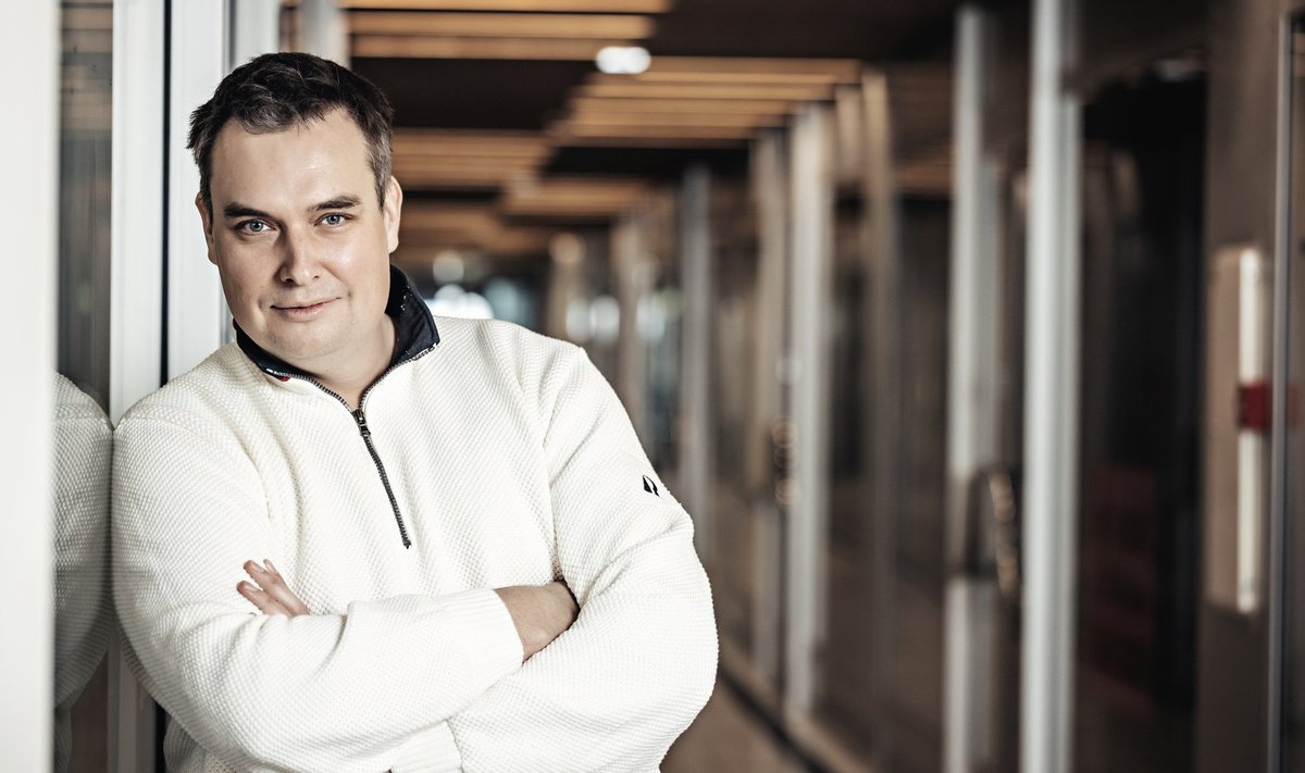 “Sinu isiklik pluss” on kirjanik Sass Henno inspiratsioonipäevik meis kõigis peituvatest märkamatutest supervõimetest.