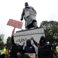 Winston Churchilli kuju võidakse meeleavaldajate eest muuseumi toimetada