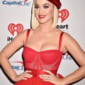 AUS KLÕPS | Hollywoodis ei kaogi kõht maagiliselt! Äsja sünnitanud Katy Perry tähistas MTV auhinnagalat koduses aluspesus