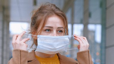 Закройте рот и нос: как в период пандемии убедить людей надеть маску