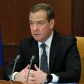 Dmitri Medvedev ähvardas Soomet ja Rootsit NATO asjus Iskanderide, hüperhelikiiruse ja tuumarelvadega laevadega