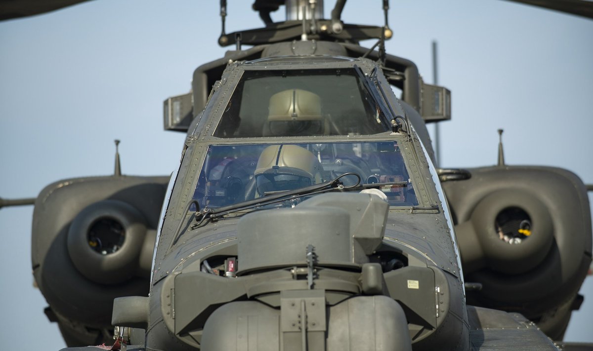 Brittide Apache ründekopter 2019. aastal Eestisse Kevadtormile lendamas.