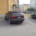 FOTO: Audi linnamaasturile ühest parkimiskohast ei piisa