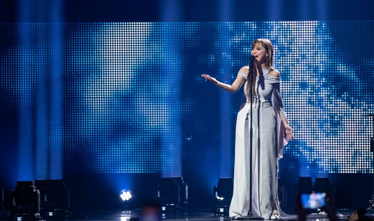 Alika Milova esindab Eestit Eurovisionil looga "Bridges".