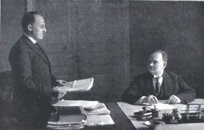 Riigisekretär Karl Terras ja riigivanem Konstantin Päts, u 1924. valitsus.ee
