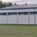 ФОТО | Стены гимназии Вастселийна исписали похабщиной