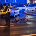 FOTOD SÜNDMUKOHALT | Gonsiori tänaval sai ratast käekõrval lükanud jalakäija ülekäigurajal autolt löögi