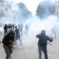 Prantsuse politsei kähmles kümnete rassismivastaste meeleavaldajatega