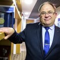 KUULA: Neinar Seli imiteerib Juhan Partsi häält ja sarjab Estonian Airiga seonduvat