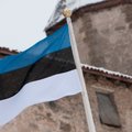 Unistus viis liikumispuudega inimesed Toompeale lipuheiskamisele