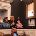 VIDEO | Banksy näitas, kuidas ta oma oksjonile pandud töö täpsemalt hävitas