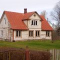 AIN LÄHEB MAALE ELAMA | Vana maja fassaadi korrastamine oli paras peavalu, aga leidsin soodsad lahendused