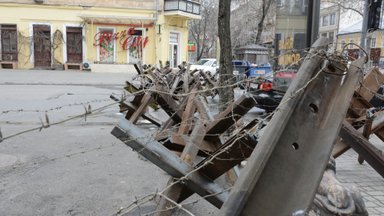 ERISAADE | Kuidas elatakse Ukraina linnades, kuhu pommirahe veel jõudnud ei ole?